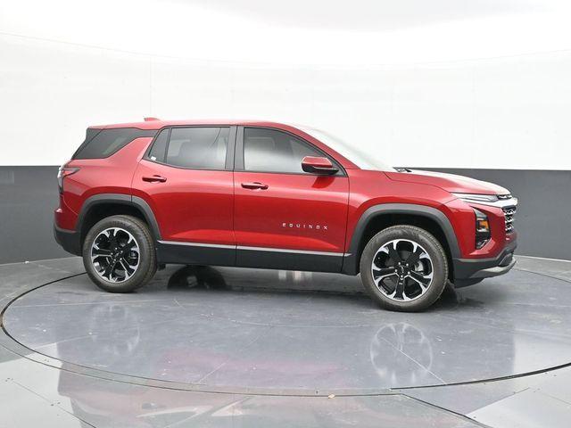 new 2026 Chevrolet Equinox car, priced at $30,016