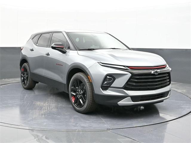 new 2025 Chevrolet Blazer car, priced at $38,636