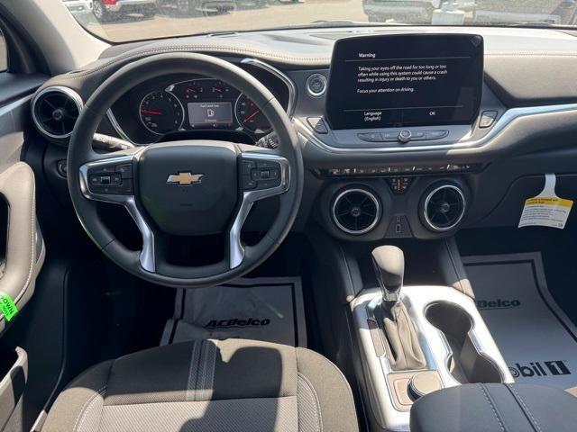 new 2025 Chevrolet Blazer car, priced at $42,015