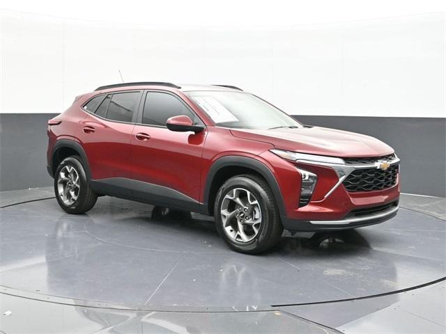 new 2025 Chevrolet Trax car, priced at $25,945