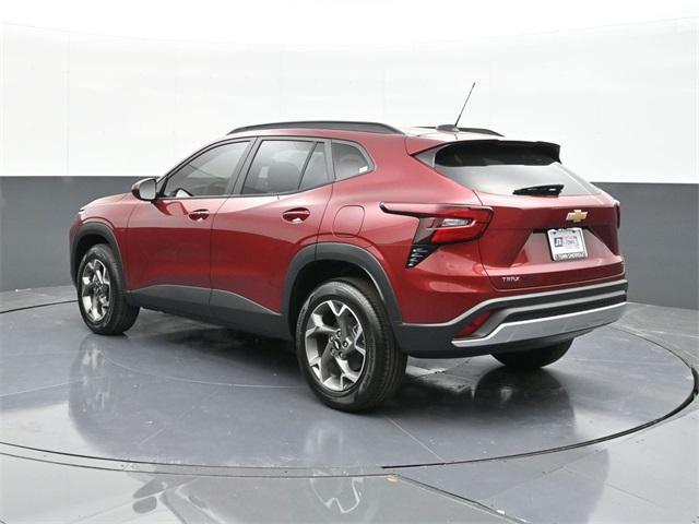 new 2025 Chevrolet Trax car, priced at $25,945