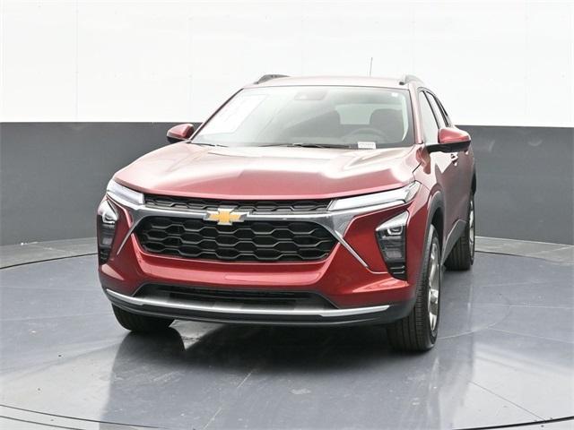 new 2025 Chevrolet Trax car, priced at $25,945