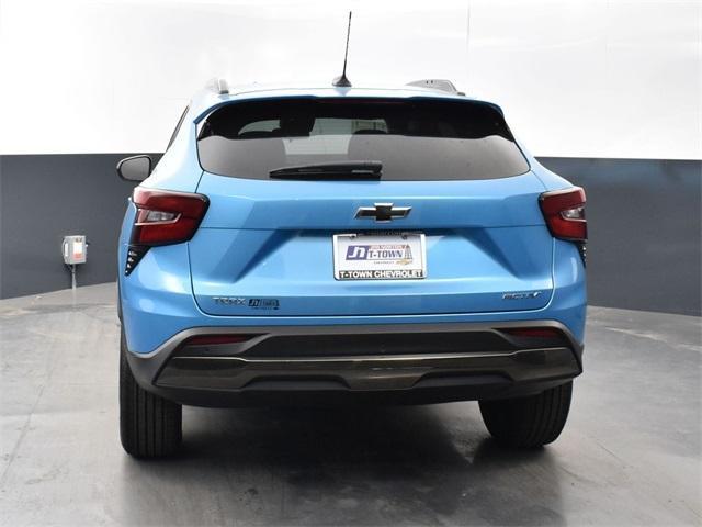 new 2025 Chevrolet Trax car, priced at $26,585