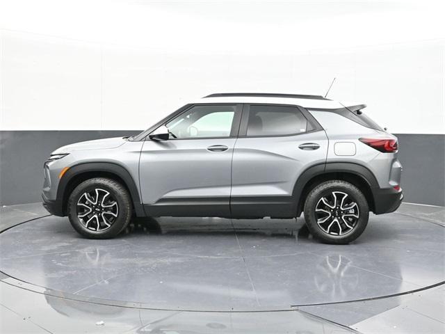 new 2025 Chevrolet TrailBlazer car, priced at $29,995