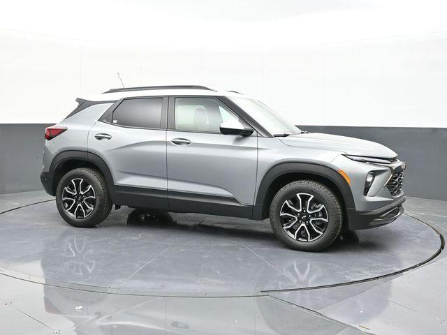 new 2025 Chevrolet TrailBlazer car, priced at $29,435