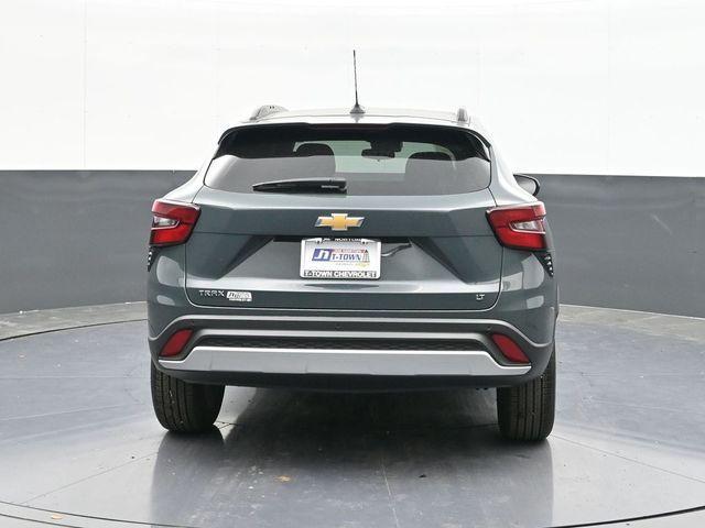 new 2025 Chevrolet Trax car, priced at $26,606