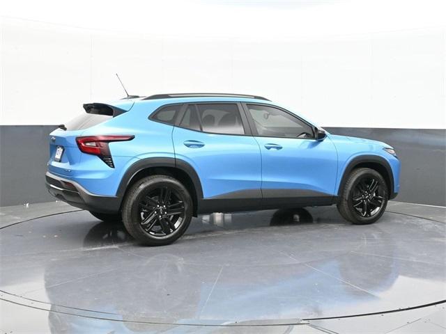 new 2025 Chevrolet Trax car, priced at $27,085