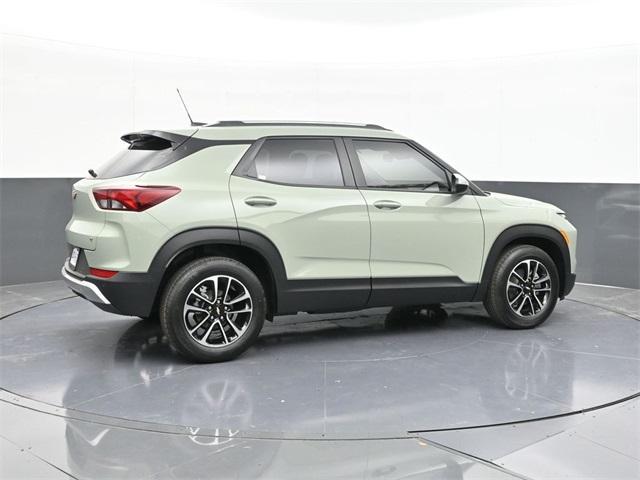 new 2026 Chevrolet TrailBlazer car, priced at $28,935