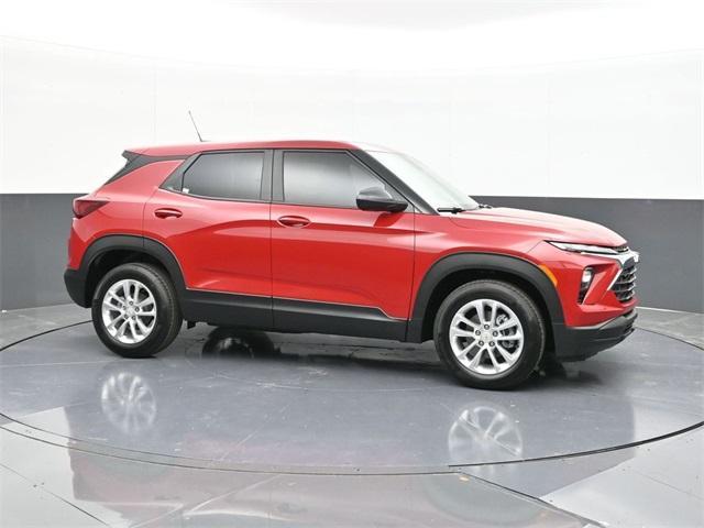 new 2026 Chevrolet TrailBlazer car, priced at $25,353