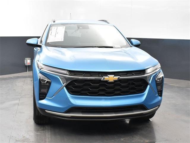 new 2025 Chevrolet Trax car, priced at $26,075