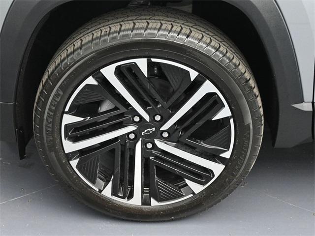 new 2026 Chevrolet Equinox car, priced at $36,170