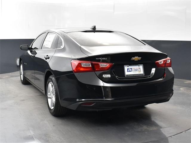 new 2025 Chevrolet Malibu car, priced at $25,000