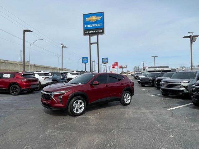 new 2025 Chevrolet Trax car, priced at $23,935