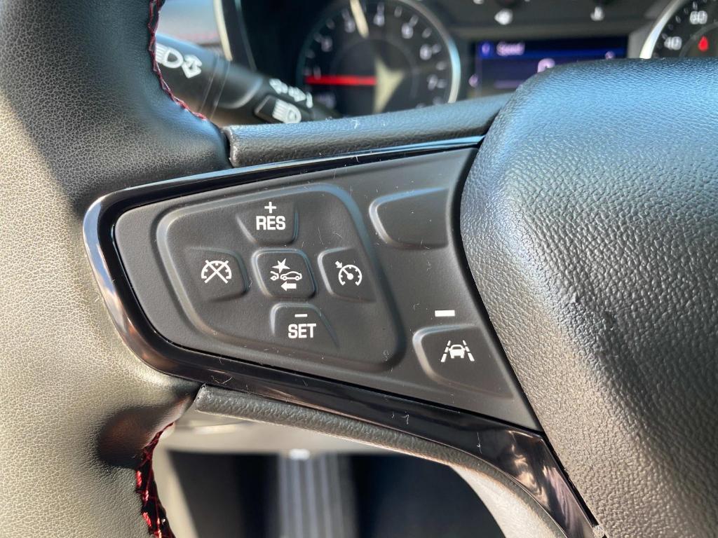 used 2023 Chevrolet Equinox car, priced at $29,995