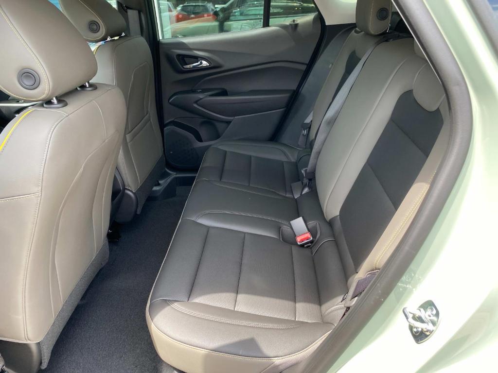 new 2025 Chevrolet Trax car, priced at $26,955