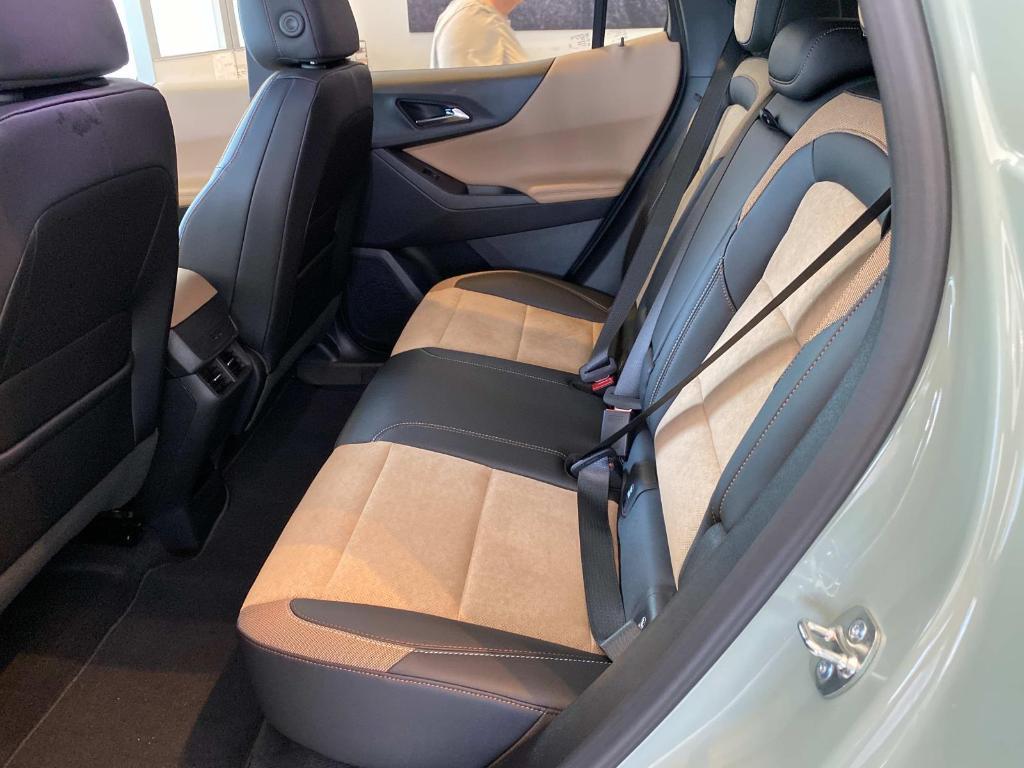 new 2025 Chevrolet Equinox car, priced at $37,430