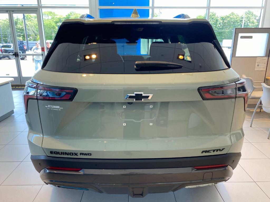new 2025 Chevrolet Equinox car, priced at $37,430