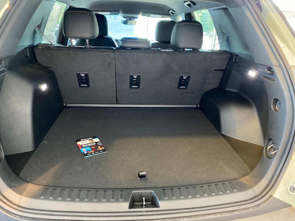new 2025 Chevrolet Equinox car, priced at $37,430
