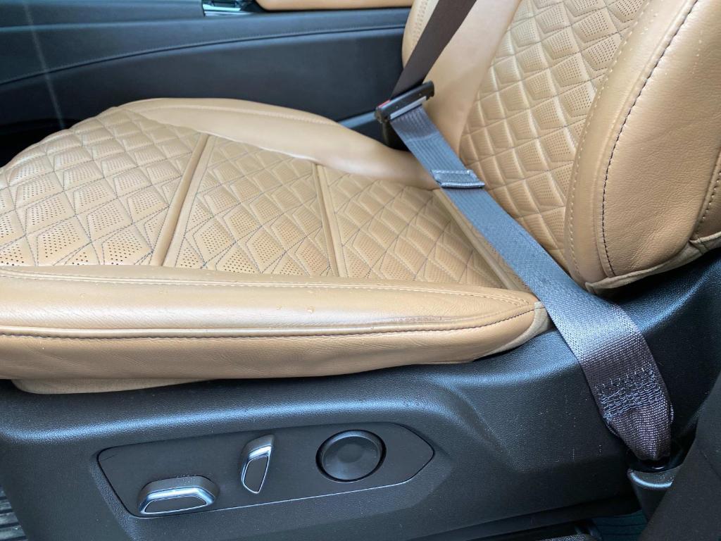 used 2022 Cadillac Escalade car, priced at $79,990