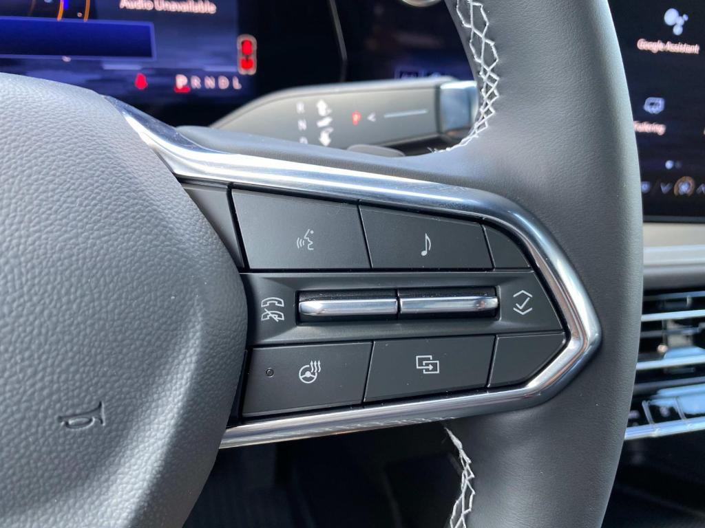 new 2025 Chevrolet Traverse car, priced at $45,045