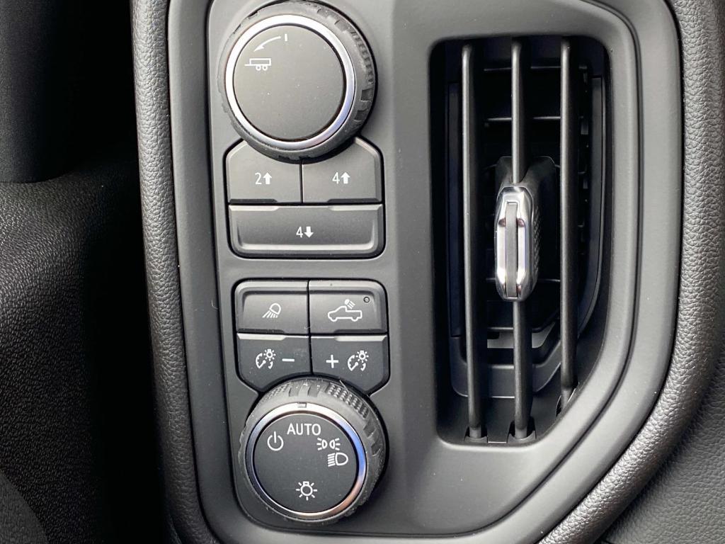 new 2025 Chevrolet Silverado 2500 car, priced at $57,380