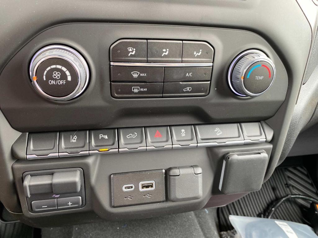 new 2025 Chevrolet Silverado 2500 car, priced at $57,380