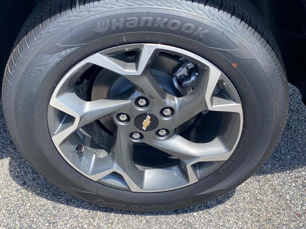 new 2025 Chevrolet Trax car, priced at $24,095
