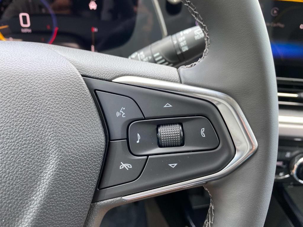 new 2025 Chevrolet Trax car, priced at $26,955