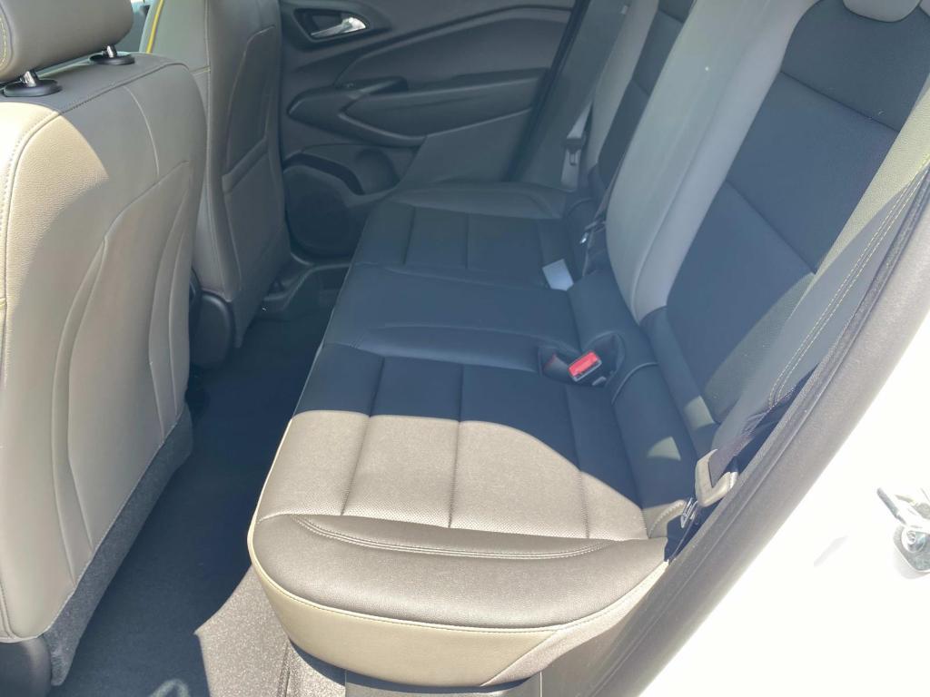 new 2025 Chevrolet Trax car, priced at $27,585