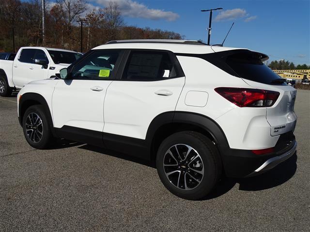used 2025 Chevrolet TrailBlazer car, priced at $30,080