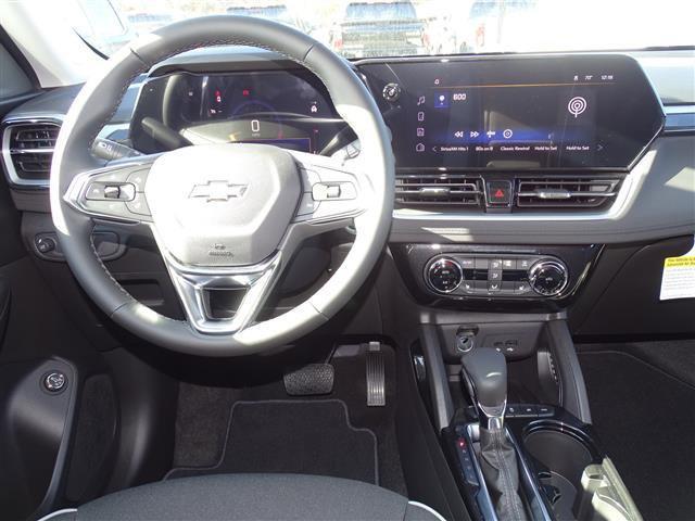 used 2025 Chevrolet TrailBlazer car, priced at $30,080