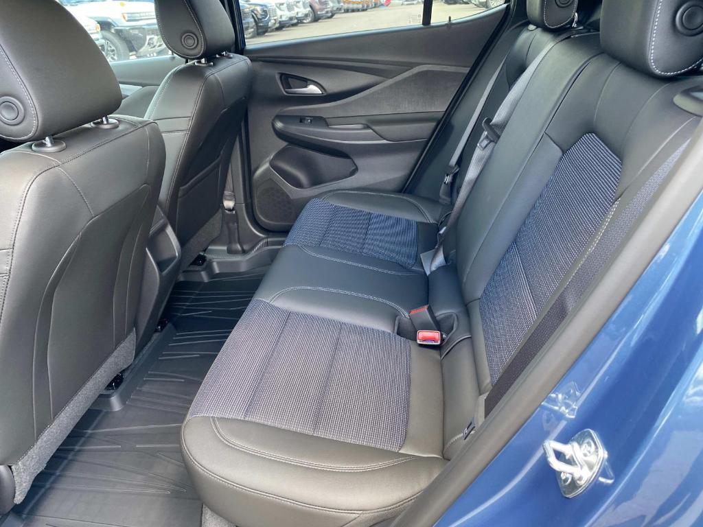 new 2025 Buick Envista car, priced at $27,530
