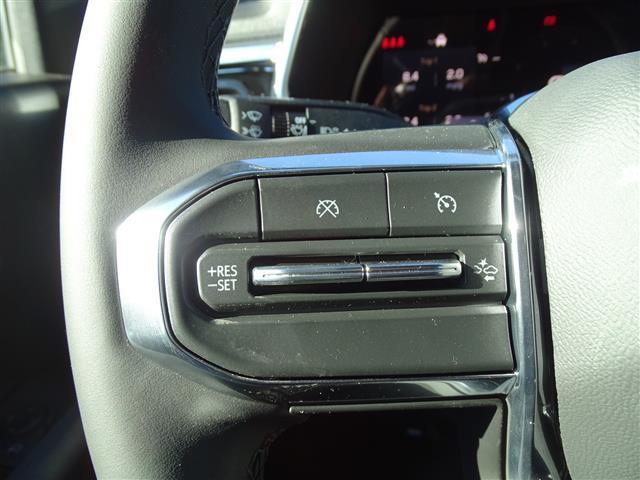 new 2025 GMC Canyon car, priced at $40,470