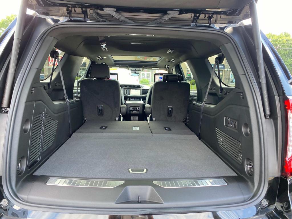 used 2024 GMC Yukon XL car, priced at $86,575