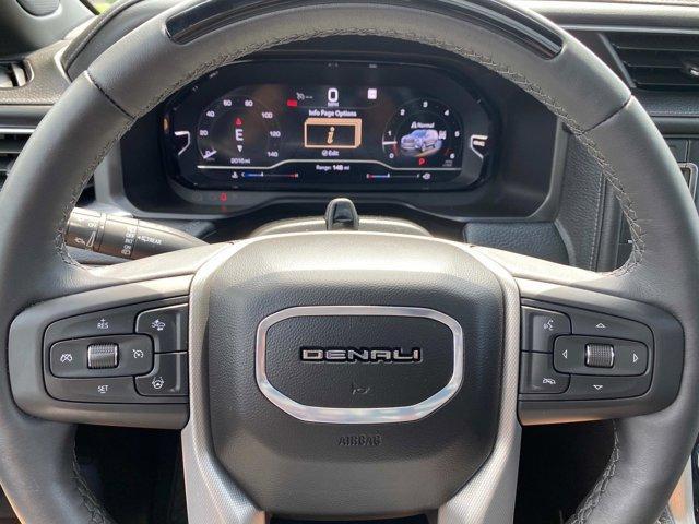 used 2024 GMC Yukon XL car