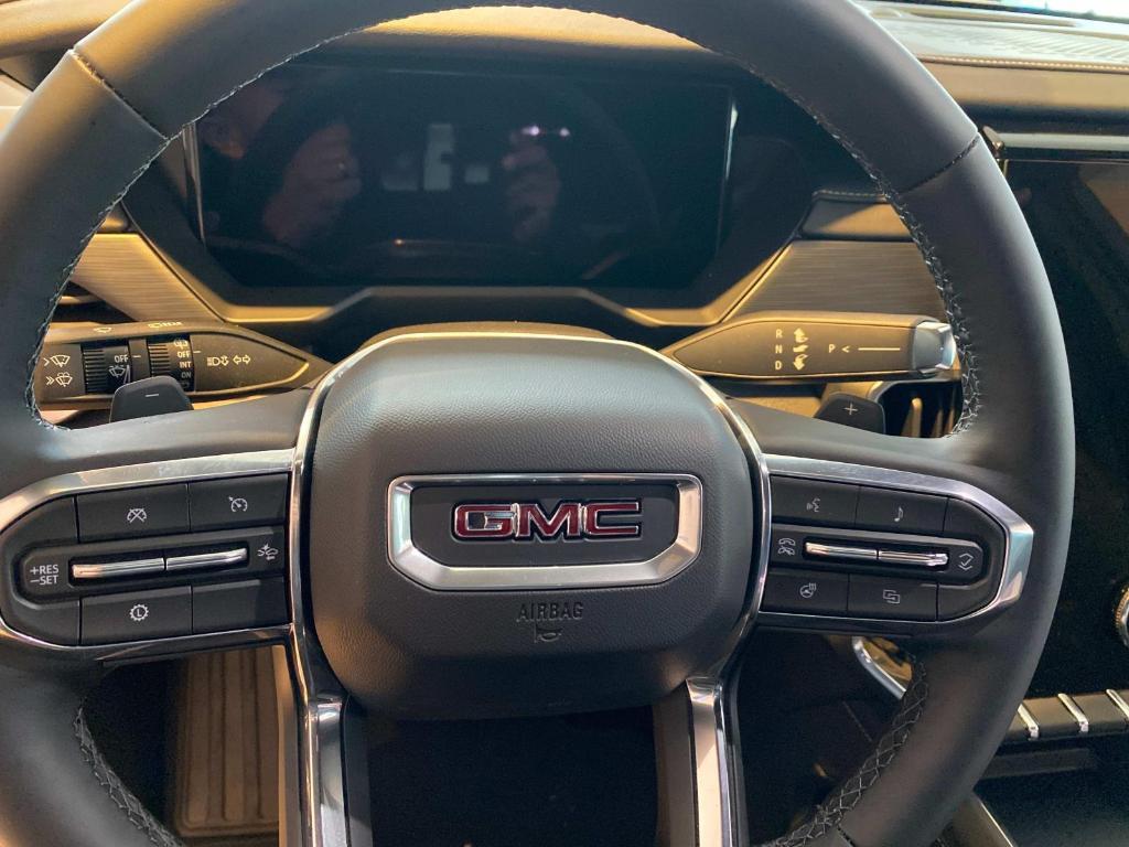 new 2025 GMC Acadia car, priced at $51,230