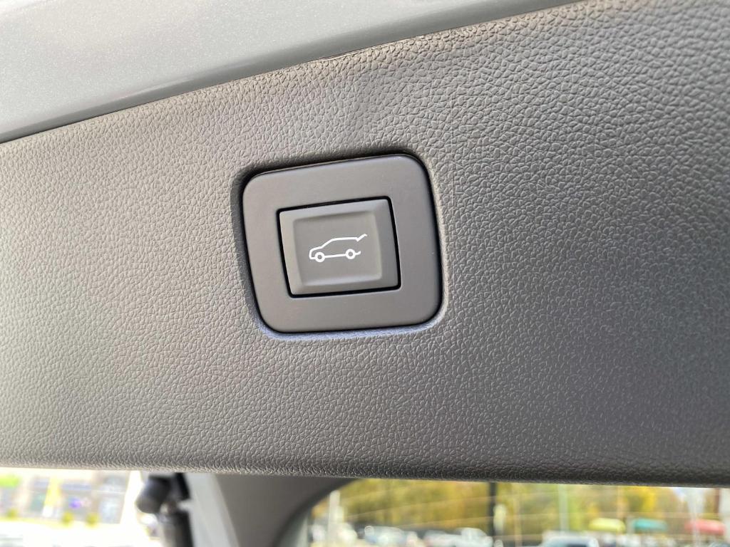 new 2026 Buick Envista car, priced at $28,675