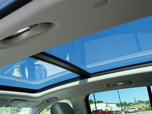 used 2022 Buick Envision car, priced at $31,916