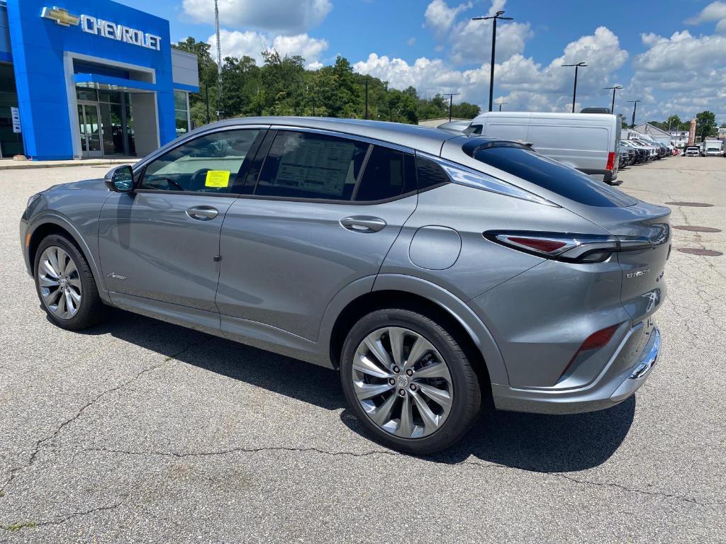 new 2025 Buick Envista car, priced at $31,835