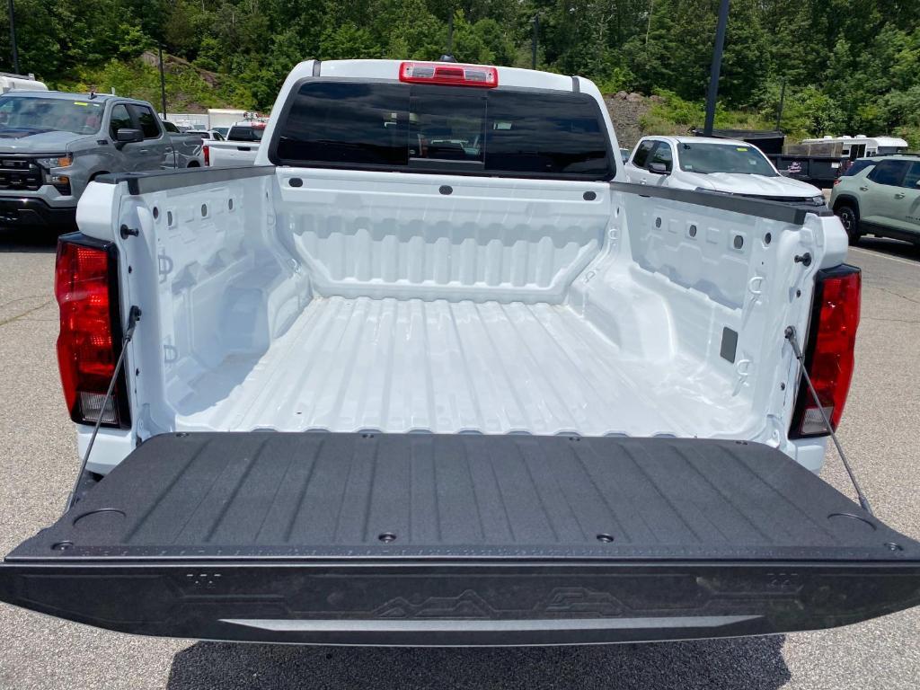 new 2025 Chevrolet Colorado car, priced at $37,990