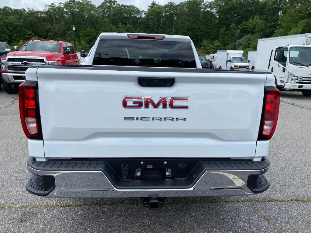 new 2025 GMC Sierra 1500 car, priced at $47,695