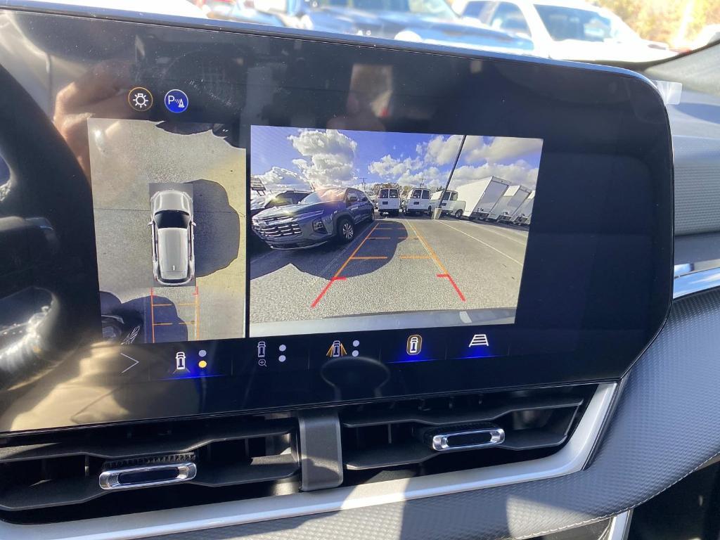 new 2026 Chevrolet Equinox car, priced at $35,755