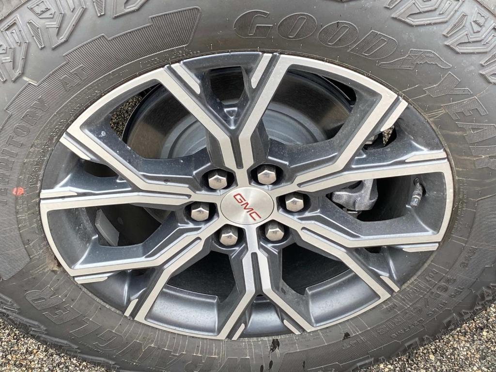 new 2025 GMC Acadia car, priced at $56,239