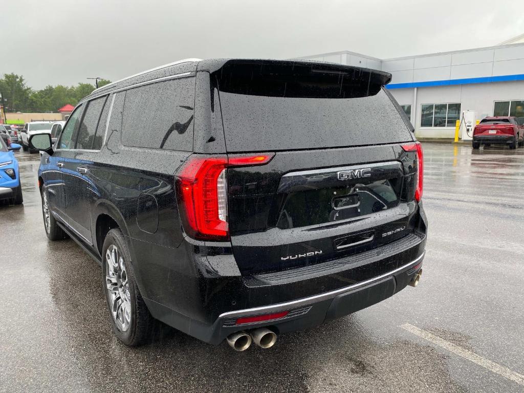 used 2024 GMC Yukon XL car, priced at $89,990