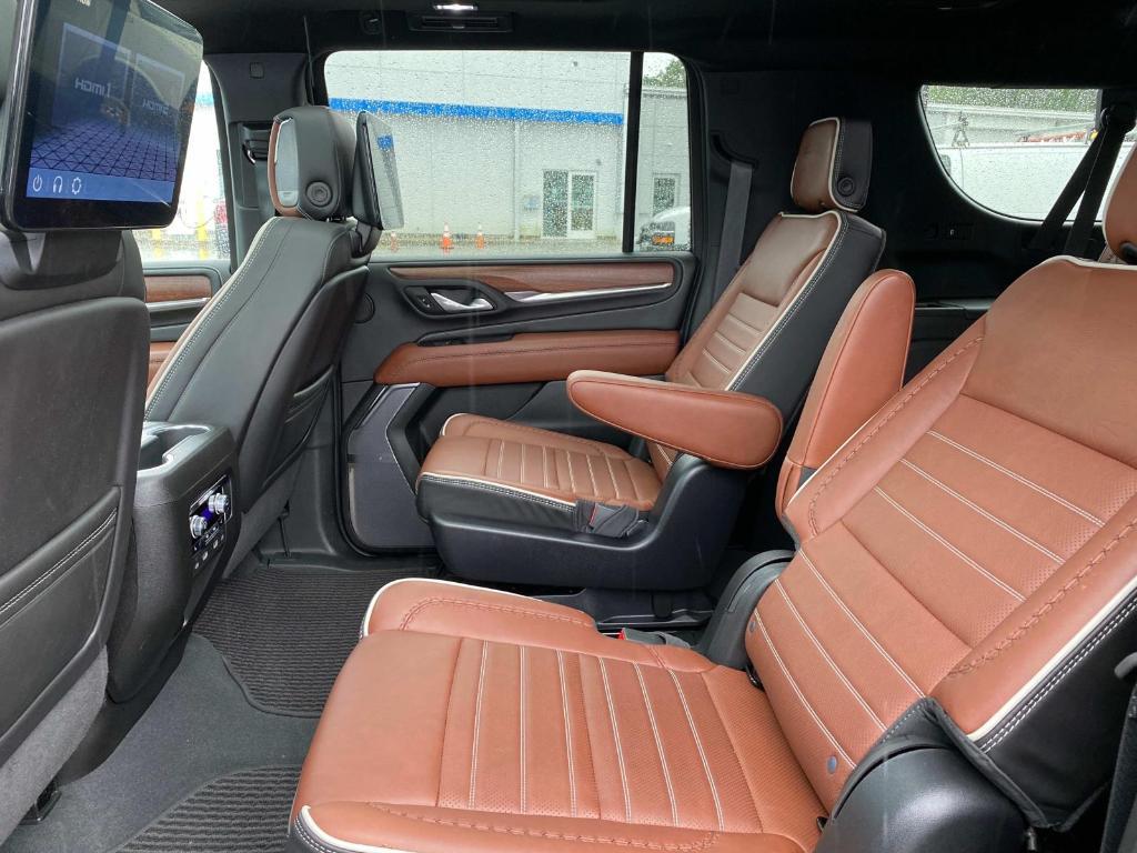 used 2024 GMC Yukon XL car, priced at $89,990