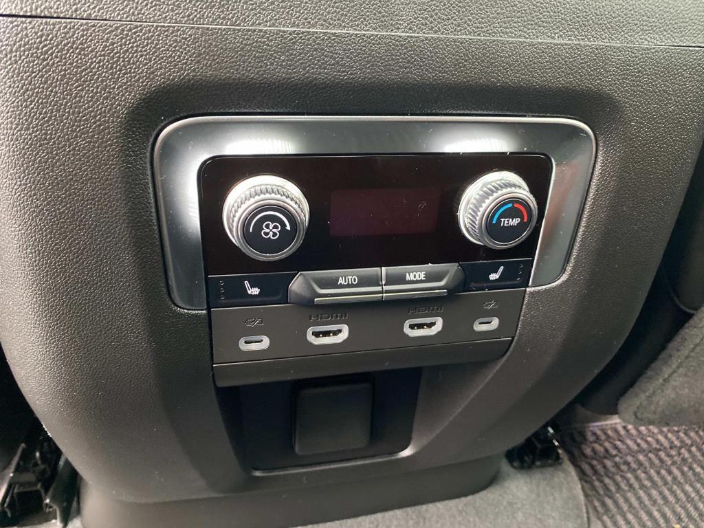 used 2024 GMC Yukon XL car, priced at $89,990