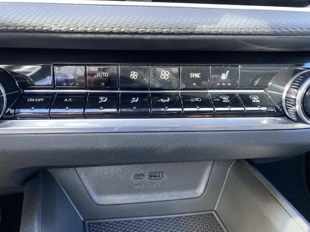 new 2026 Chevrolet Equinox car, priced at $34,810