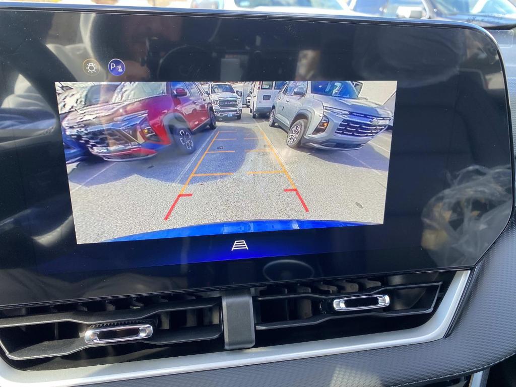 new 2026 Chevrolet Equinox car, priced at $34,810