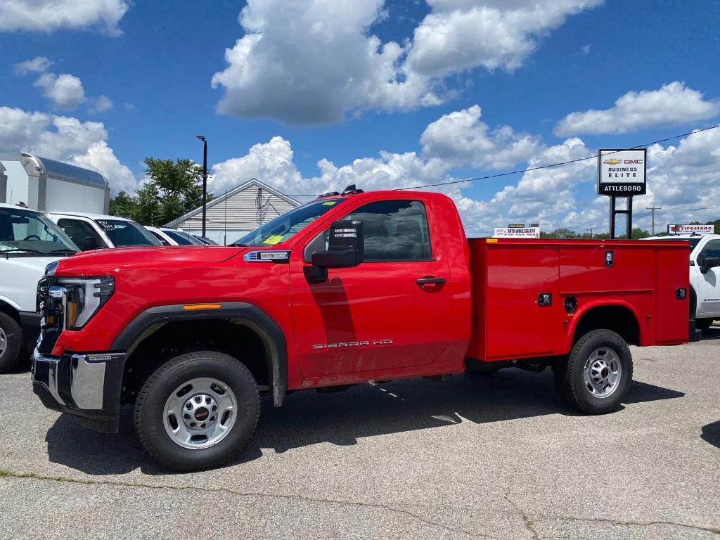 new 2025 GMC Sierra 2500 car, priced at $54,170