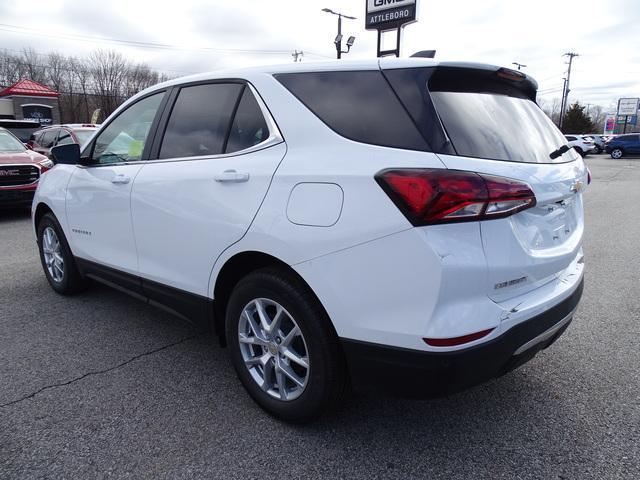 new 2024 Chevrolet Equinox car, priced at $32,090